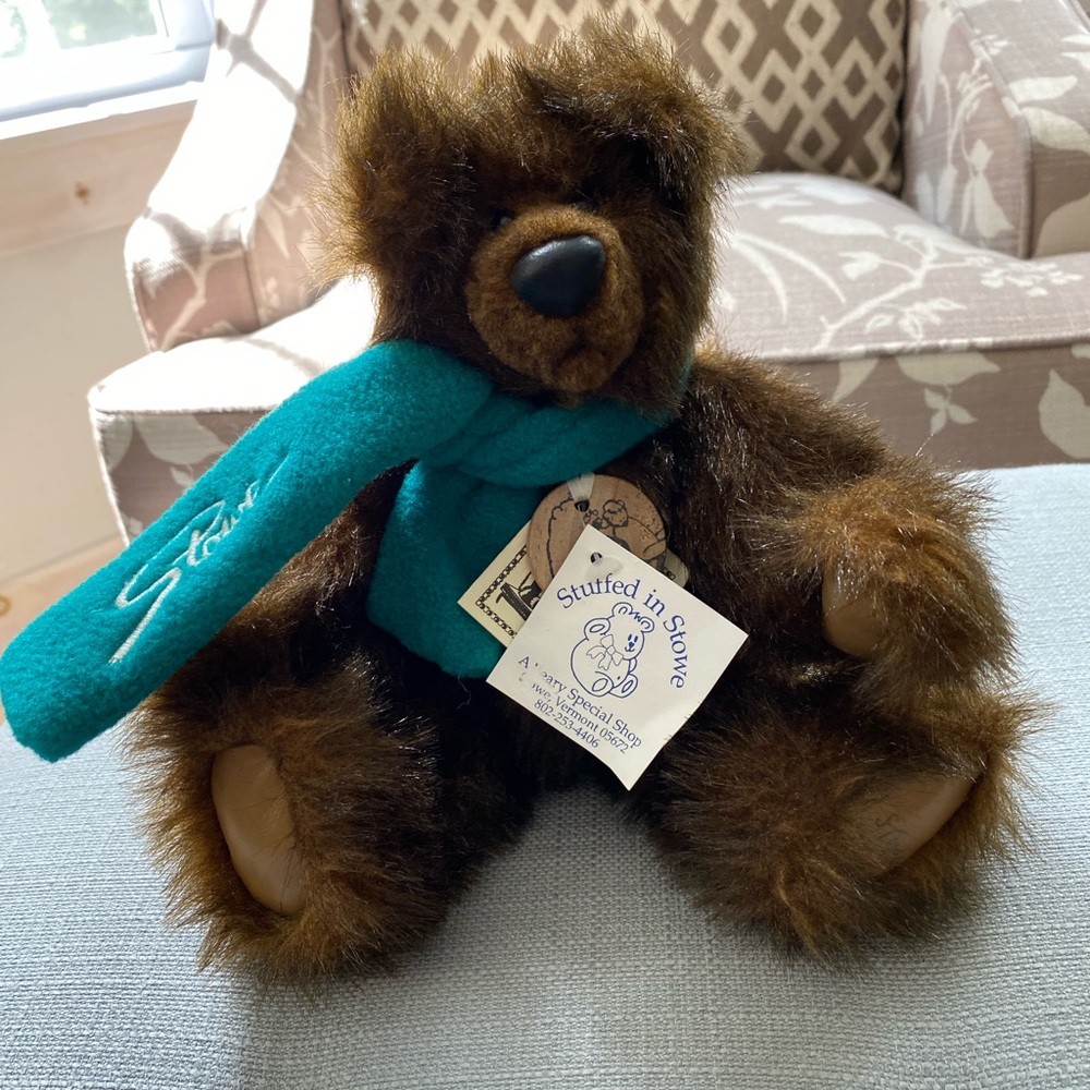 NWT Stowe VT Teddy Bear Treadle Bears of Vermont